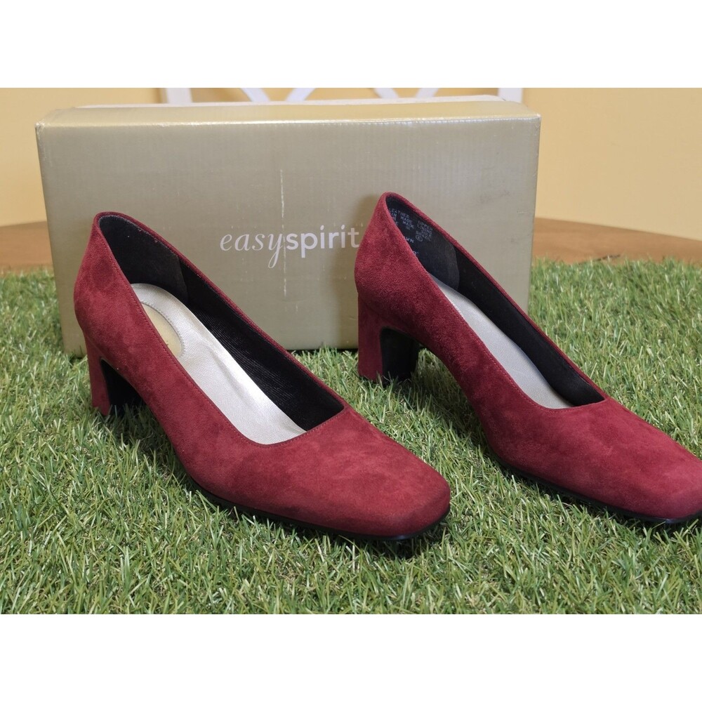 Vintage Easy Spirit ESFAWN Red Apple Suede Anti Gravity Heels Size 6 1/2 NIB - Picture 2 of 16